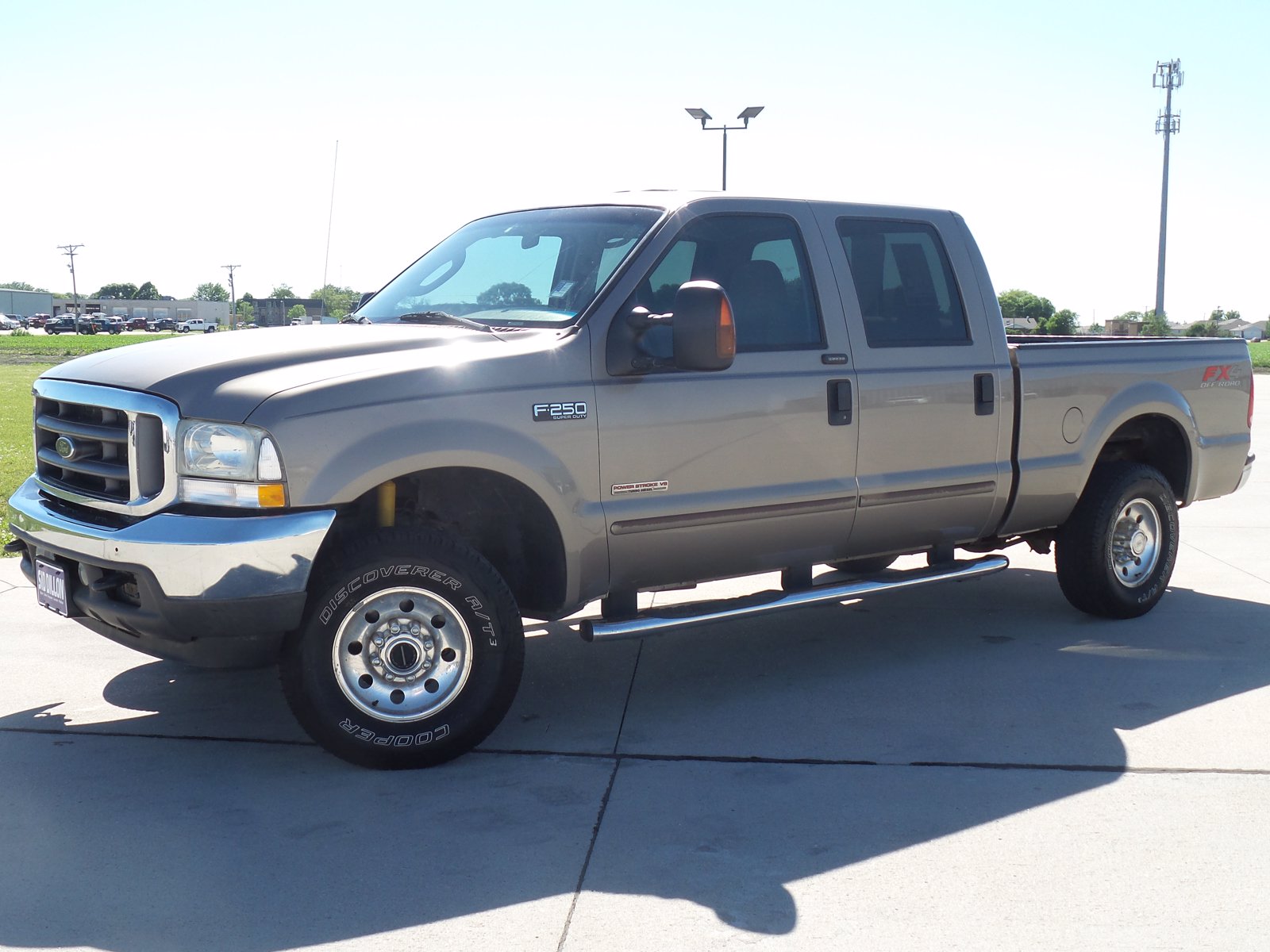 Pre-Owned 2004 Ford F-250 XLT